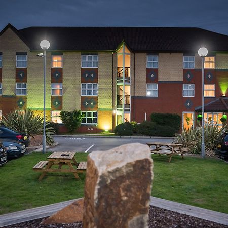 Holiday Inn Manchester West By Ihg Salford  Kültér fotó